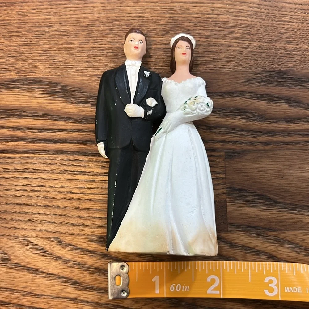 💍 Vintage 1956 PFEIL & INC. Molding Bride & Groom Wedding Cake Topper Figurine